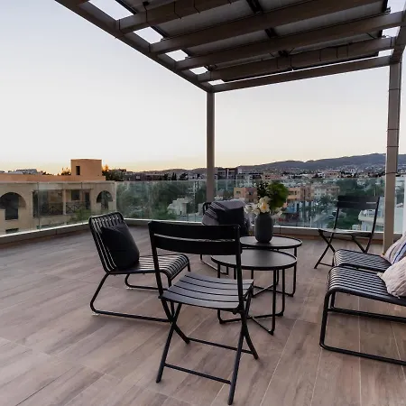 Stunning Balcony Views From This Vacation Home On Top Of The World All Yours Διαμέρισμα