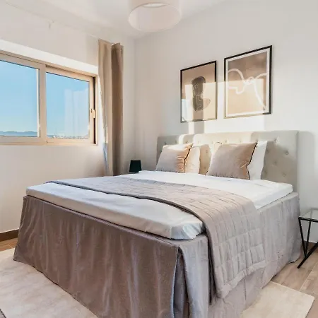 Apartament Stunning Balcony Views From This Vacation Home On Top Of The World All Yours *